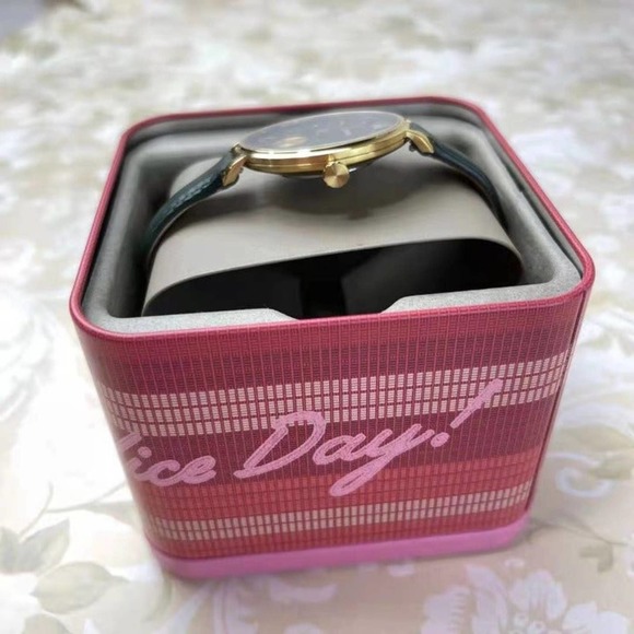 Fossil ES4662 Kalya Three-Hand Dark Green Leather Watch - Picture 3 of 5